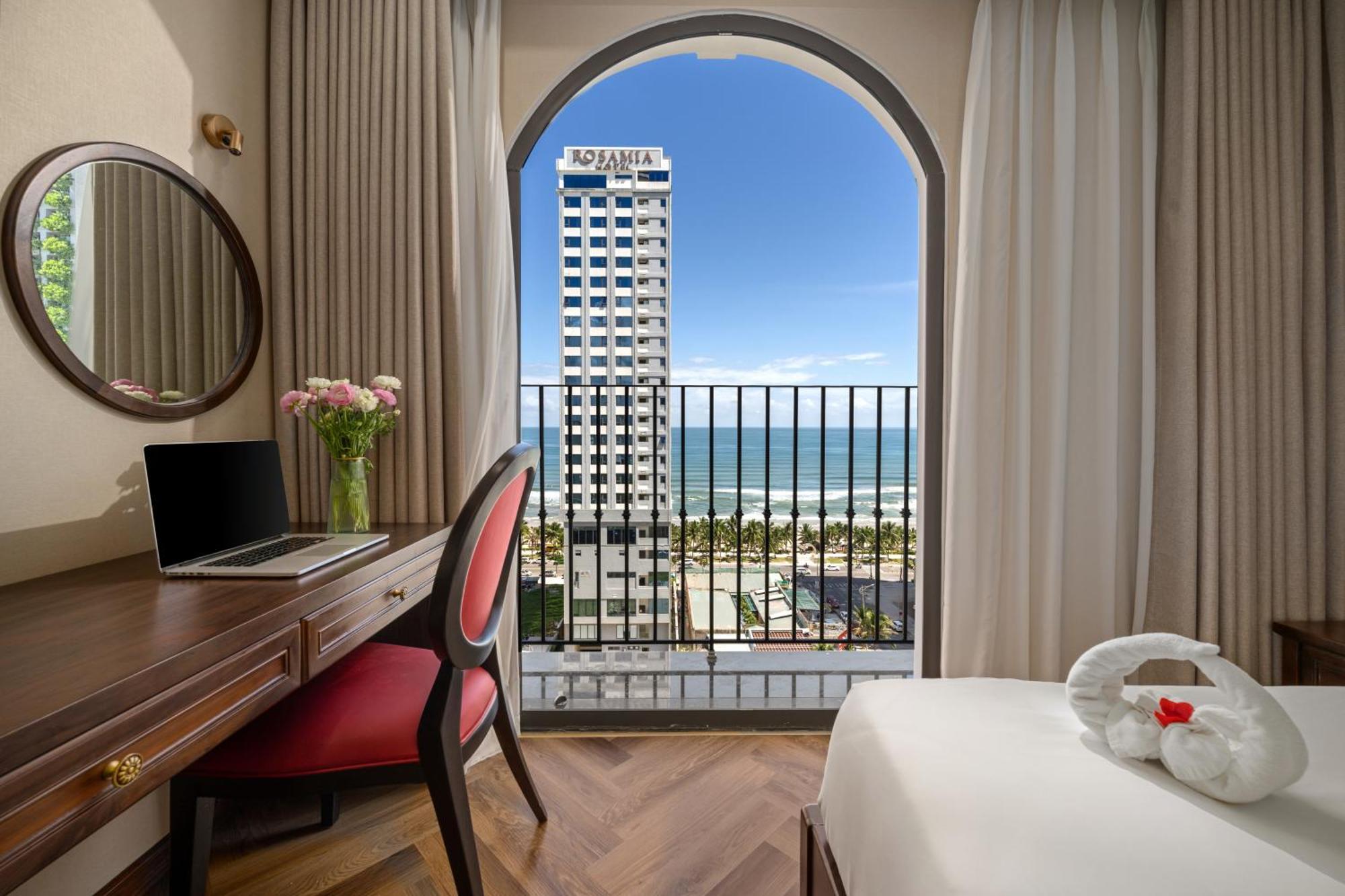 Golden Lotus Luxury Hotel Danang - Complimentary Daily Afternoon Tea Exterior photo