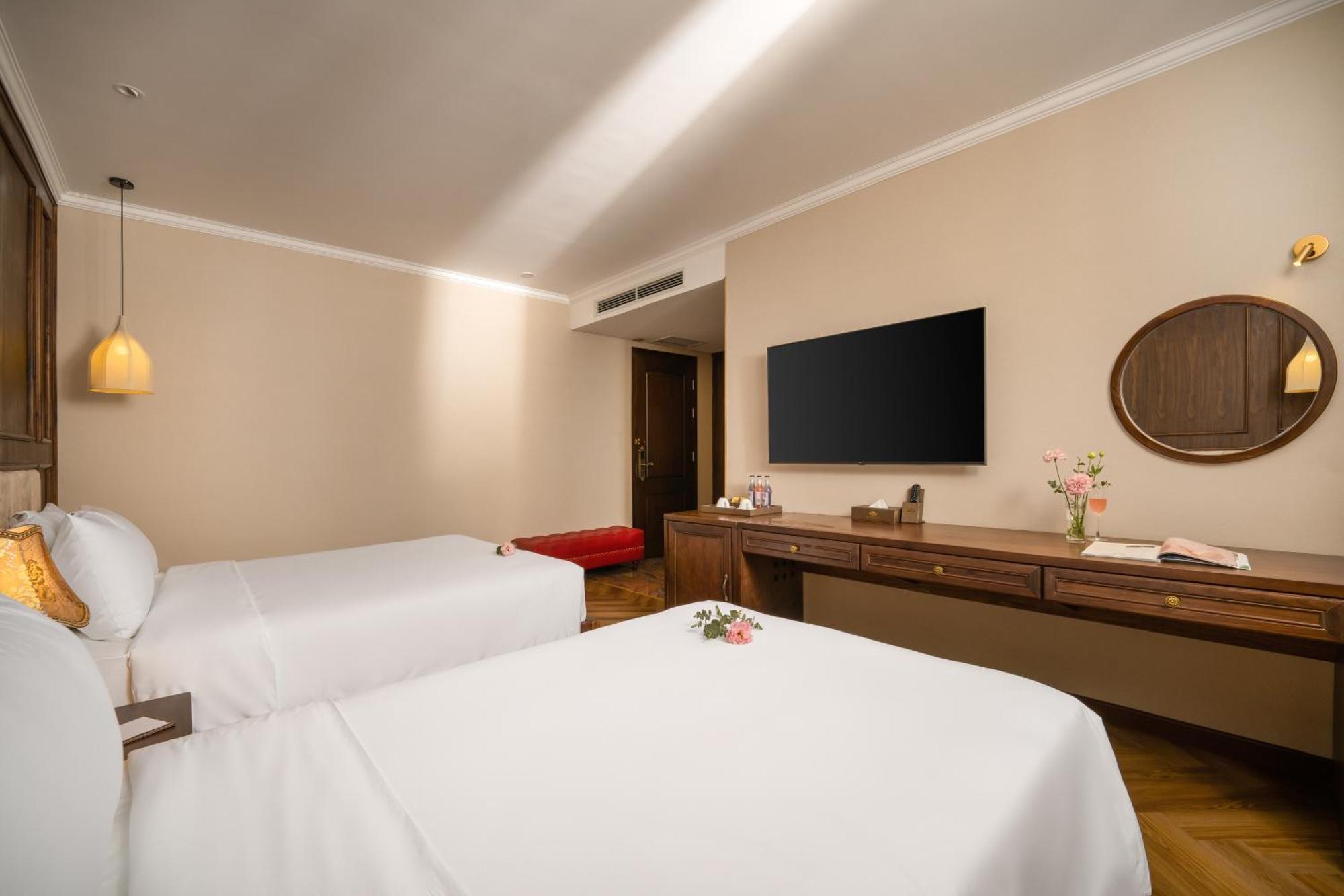 Golden Lotus Luxury Hotel Danang - Complimentary Daily Afternoon Tea Exterior photo