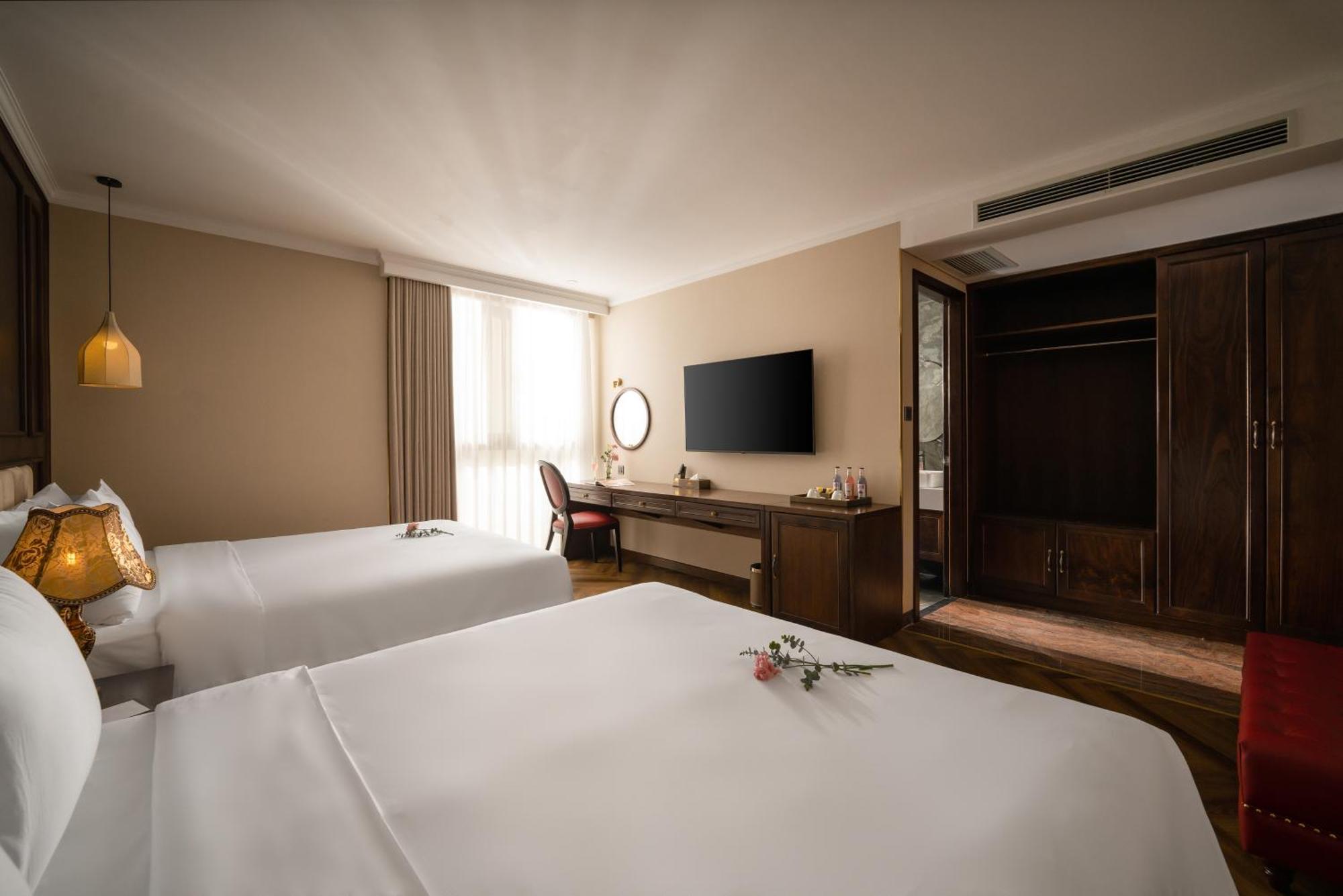 Golden Lotus Luxury Hotel Danang - Complimentary Daily Afternoon Tea Exterior photo