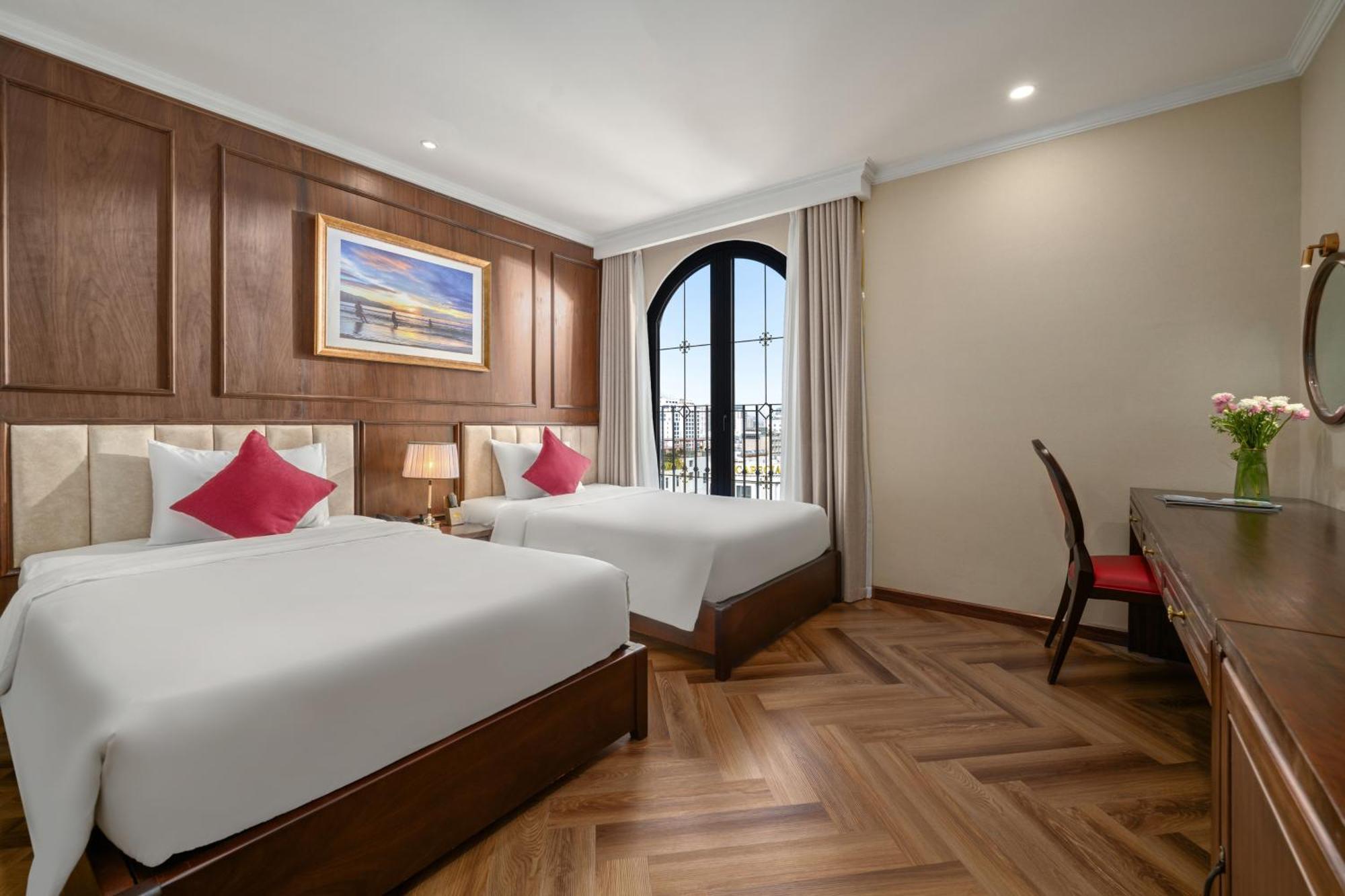 Golden Lotus Luxury Hotel Danang - Complimentary Daily Afternoon Tea Exterior photo