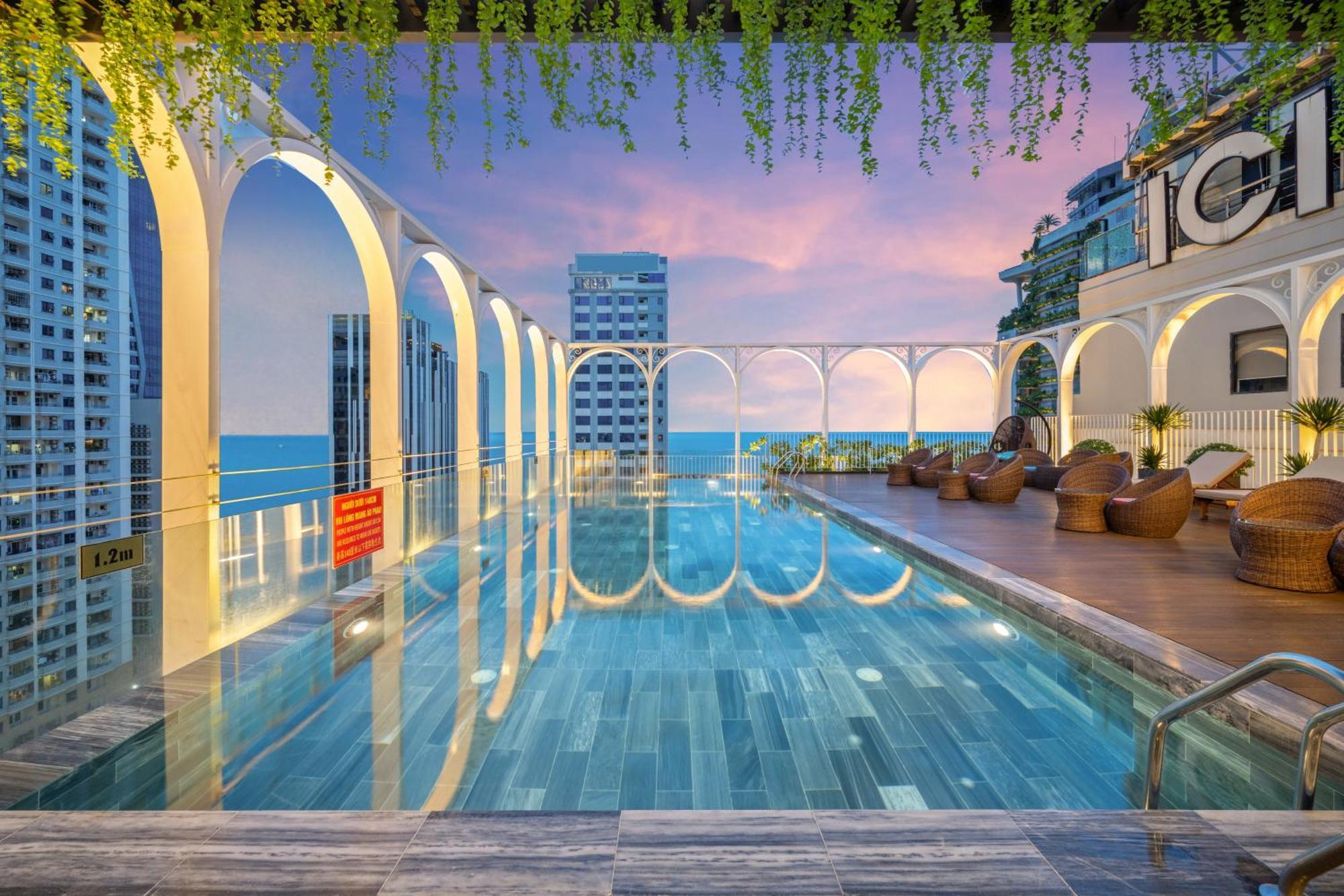 Golden Lotus Luxury Hotel Danang - Complimentary Daily Afternoon Tea Exterior photo