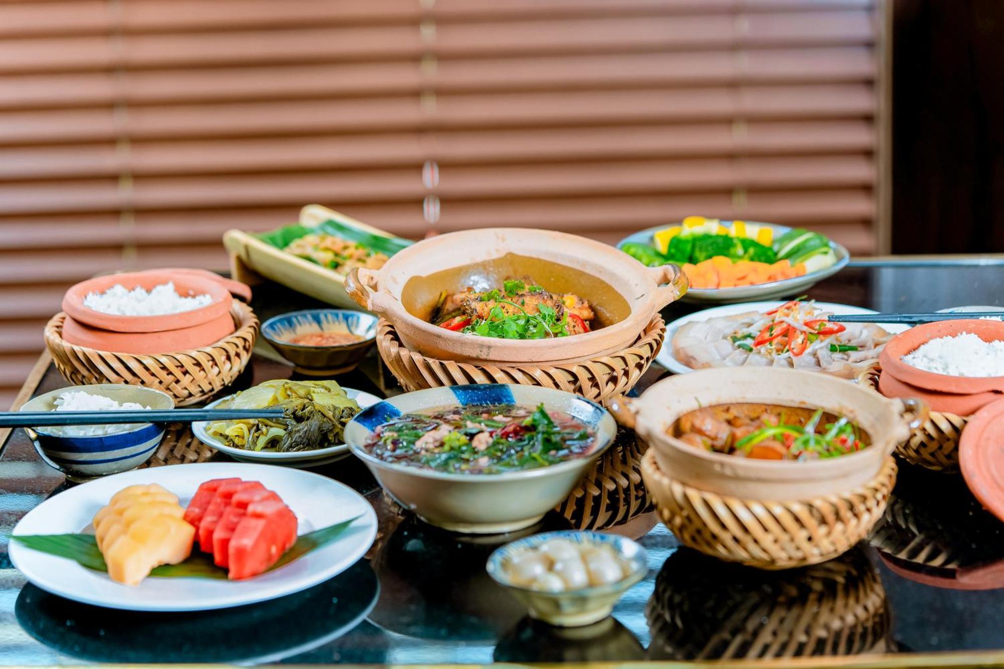 Golden Lotus Luxury Hotel Danang - Complimentary Daily Afternoon Tea Exterior photo