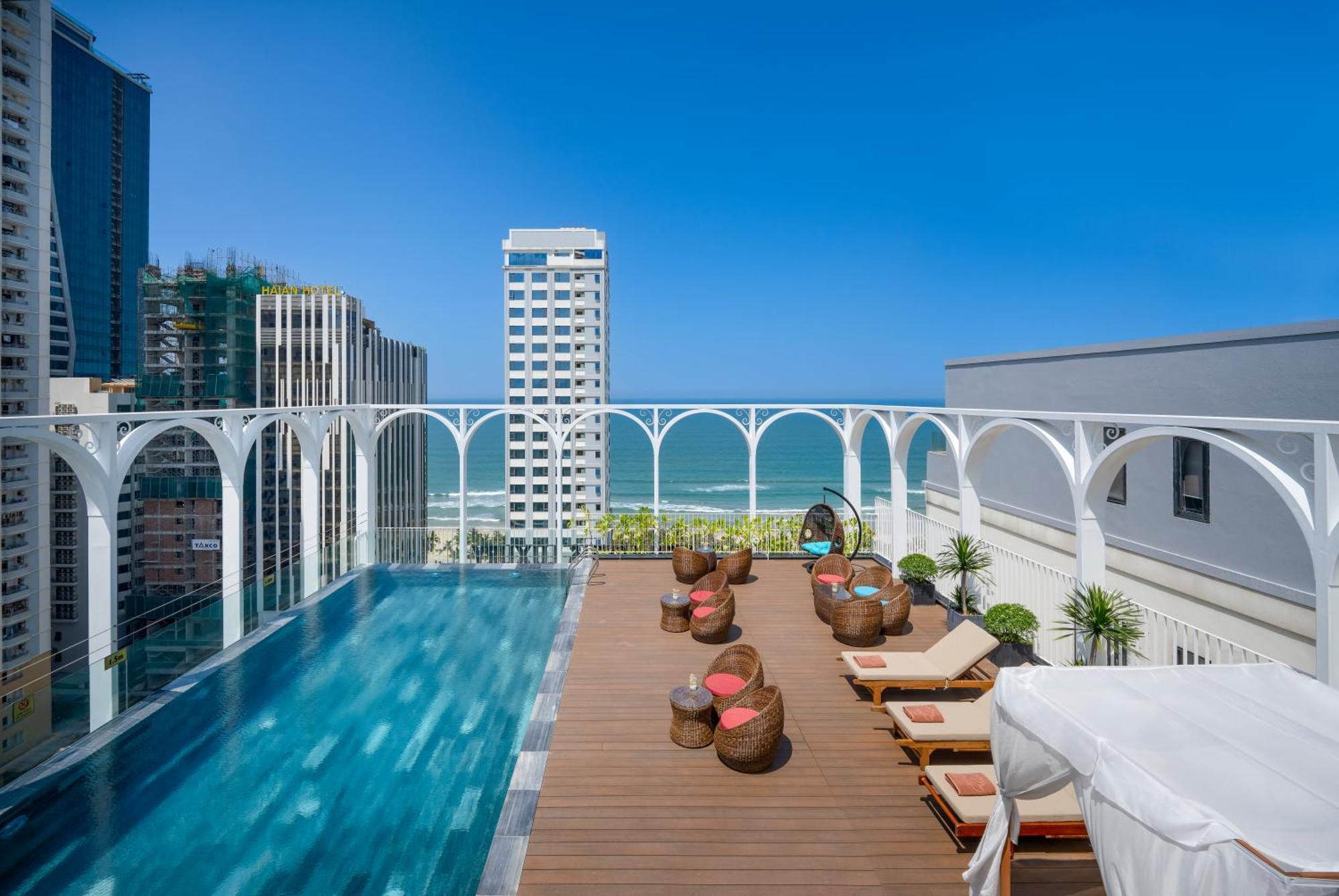 Golden Lotus Luxury Hotel Danang - Complimentary Daily Afternoon Tea Exterior photo
